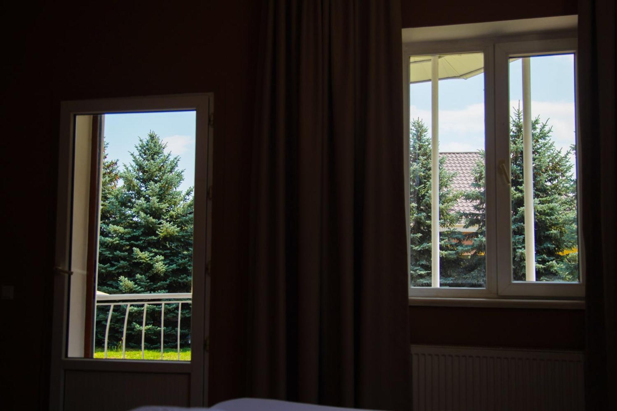 People Guest House Biskek Kültér fotó